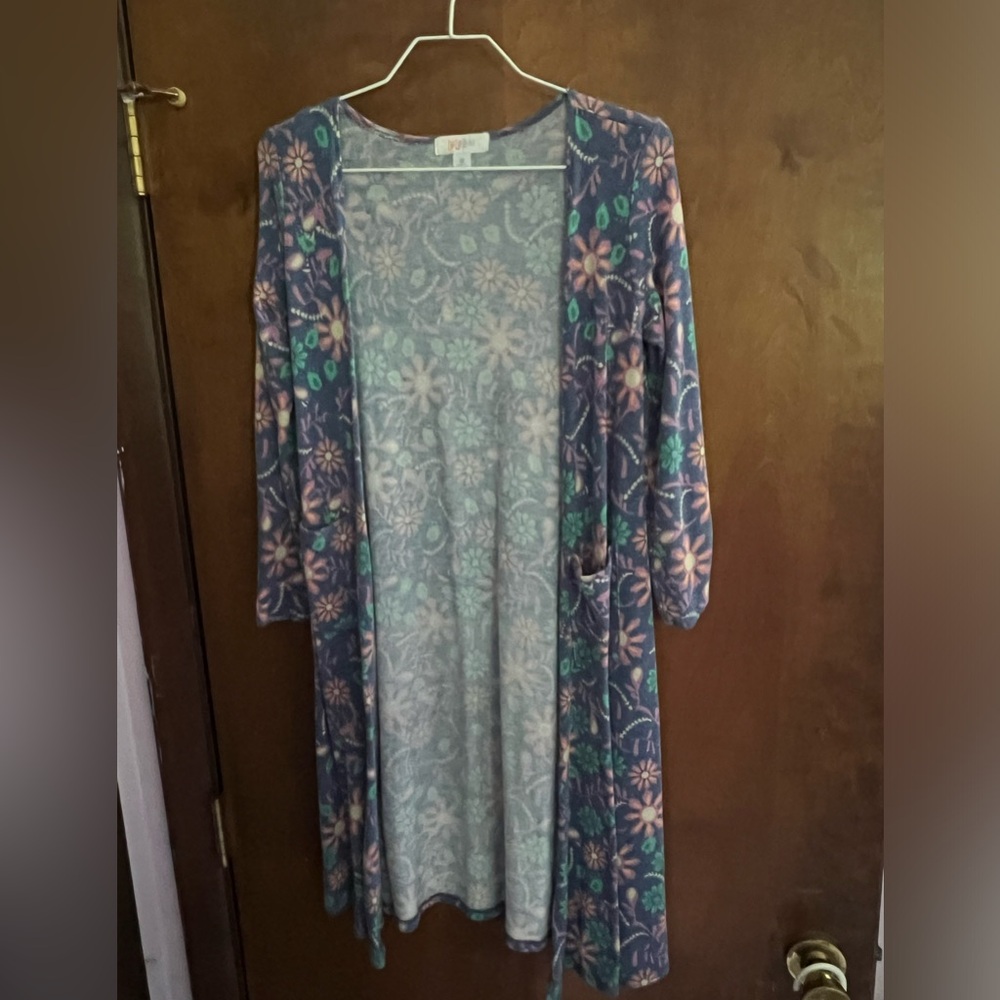 Brand new LuLaRoe cover up with pockets